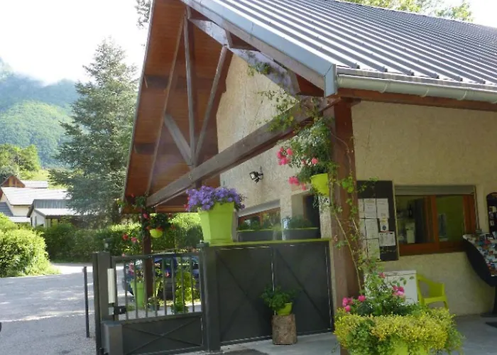 Confort 5 Pers, Terrasse Inclus - Api-1-52-1602 Camping Valbonnais